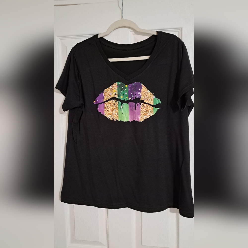 Mardi Gras lips tshirt